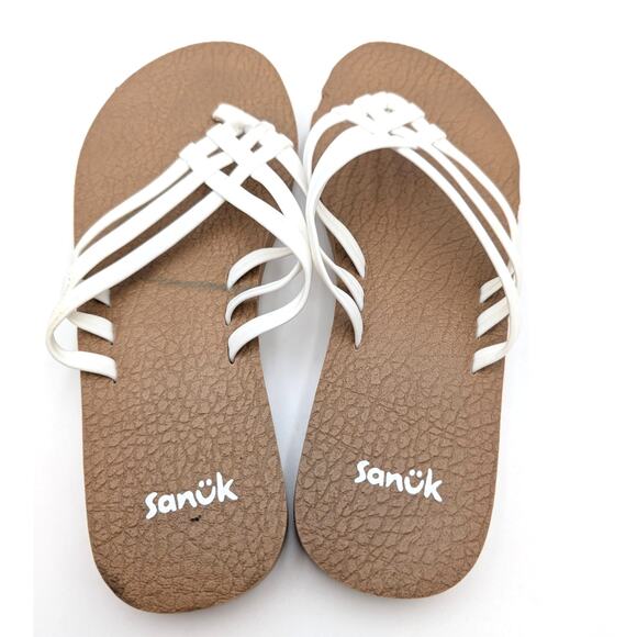 Sanuk Yoga Sandy Flip Flop Sandal Crisscross Strap Tan/White Women's Size US7 - Picture 6 of 11